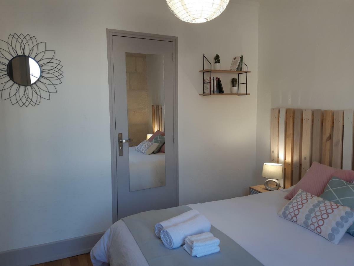 Le Vaillant, Appartement T2, Proche Gare, Hyper-Centre Et Marais, 1 A 2 Personnes, Wifi ブールジュ エクステリア 写真